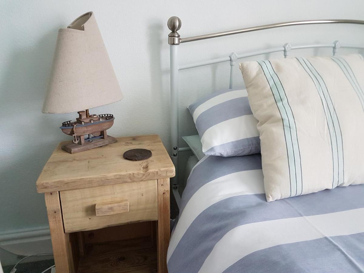 Claremont House Holiday Apartments لاندودنو المظهر الخارجي الصورة