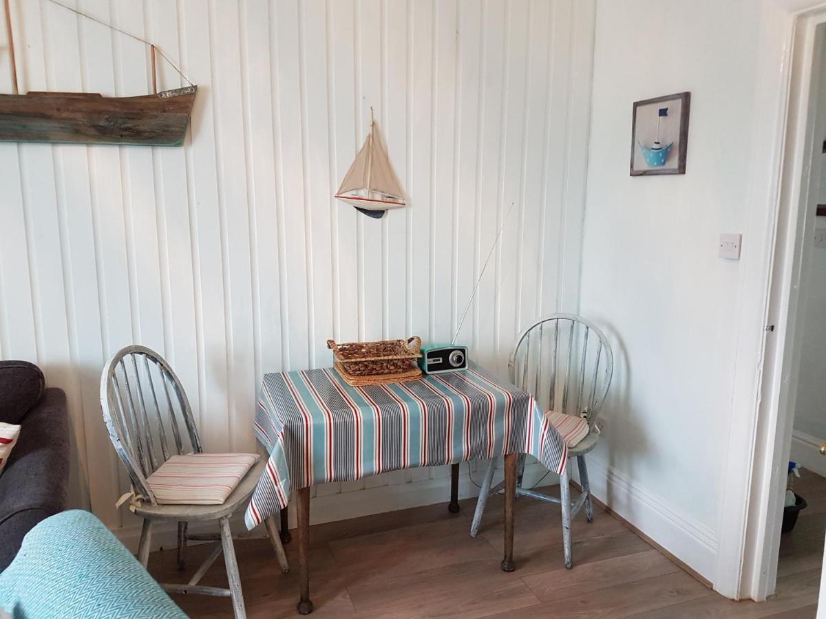 Claremont House Holiday Apartments لاندودنو المظهر الخارجي الصورة
